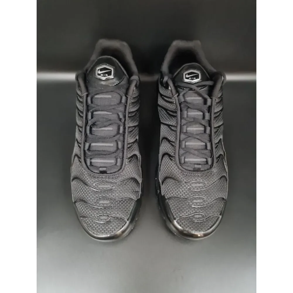 Nike Air Max Plus Triple Black. SIZE 11.5 - 604133-050